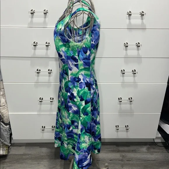 Lauren Ralph Lauren Floral Sleeveless Midi Dress, size 4 - Picture 2 of 8